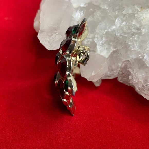 Rich Red, Purple, and Emerald Green Crystal brooch, Vintage - Picture 3 of 4